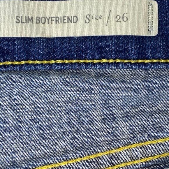 Pilcro Anthropologie Slim Boyfriend Denim Shorts Embroidered Side Taping Size 26 - Picture 4 of 16